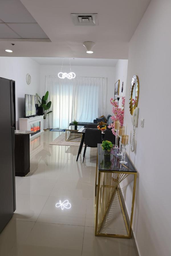 Apartment Stylish One Bedroom Dubai